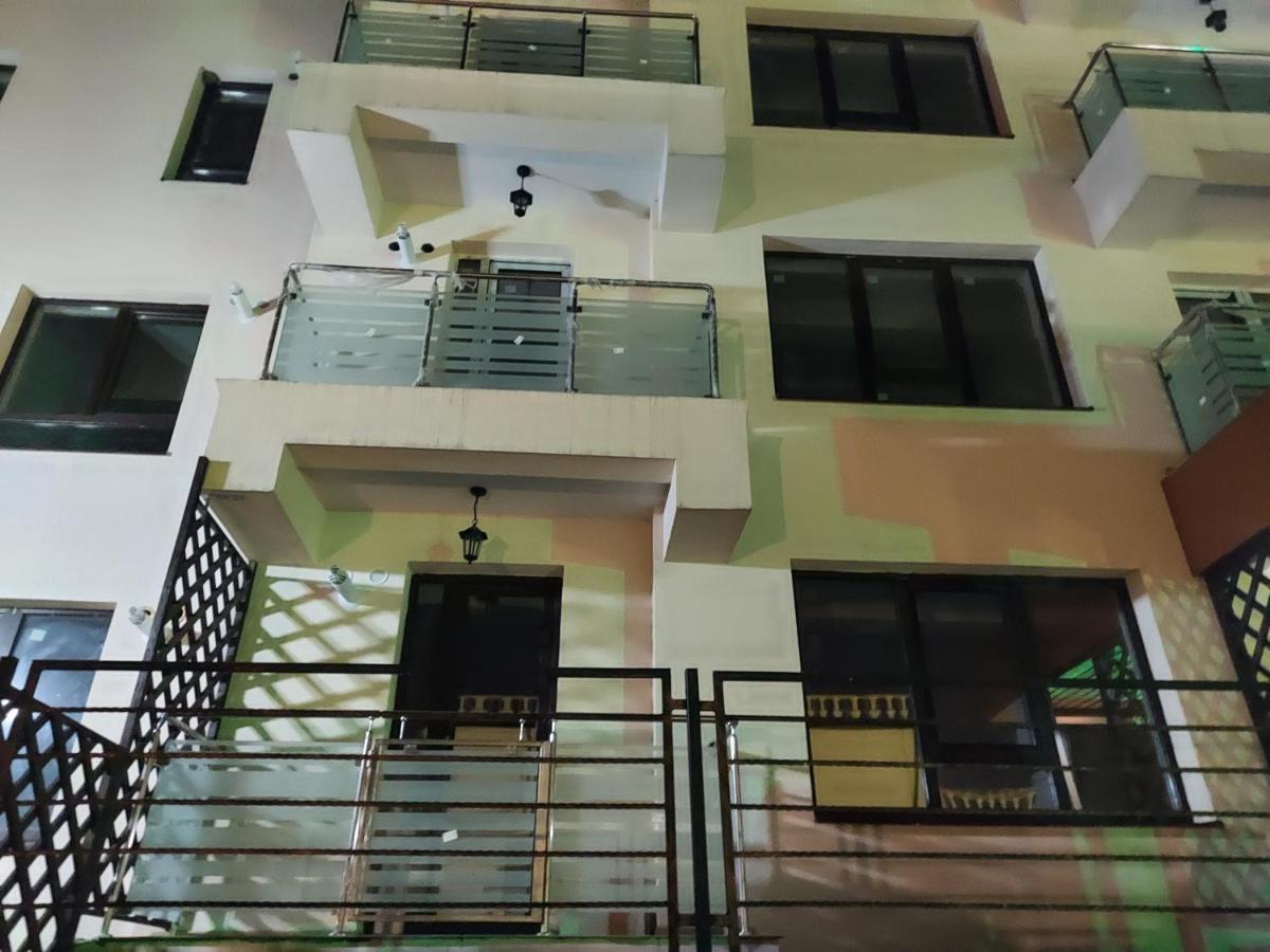 Appartement BYA Luxury à Valea Lupului  Extérieur photo